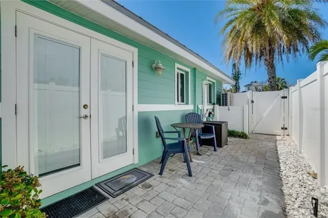 3009 Avenue E Bradenton Beach FL 34217