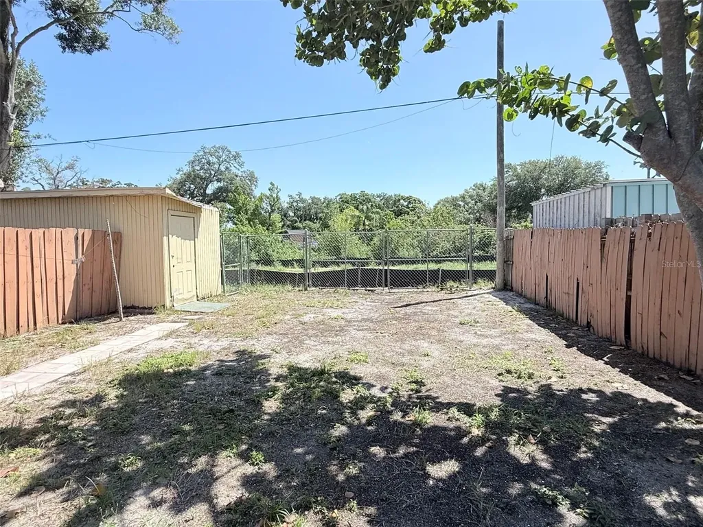 5541 Lown Street N St Petersburg FL 33714