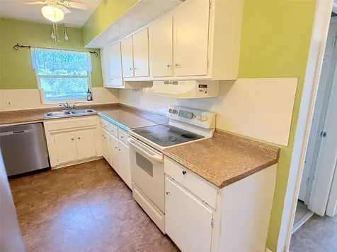 5541 Lown Street N St Petersburg FL 33714