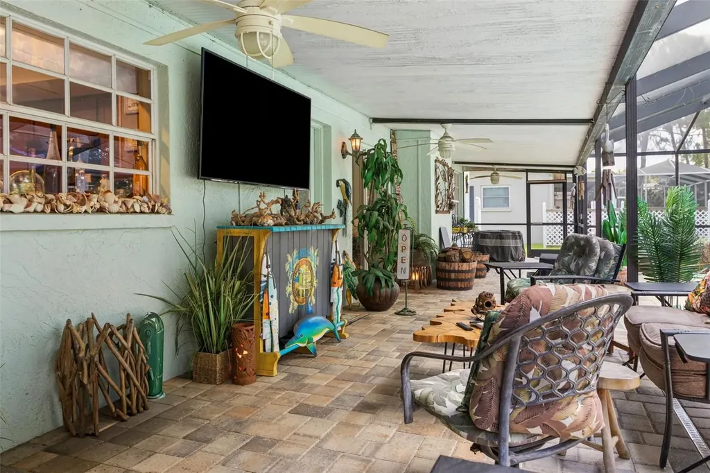 9527 Norchester Circle Tampa FL 33647
