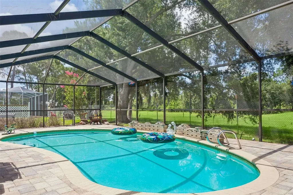 9527 Norchester Circle Tampa FL 33647