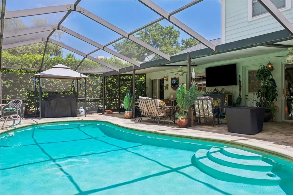 9527 Norchester Circle Tampa FL 33647