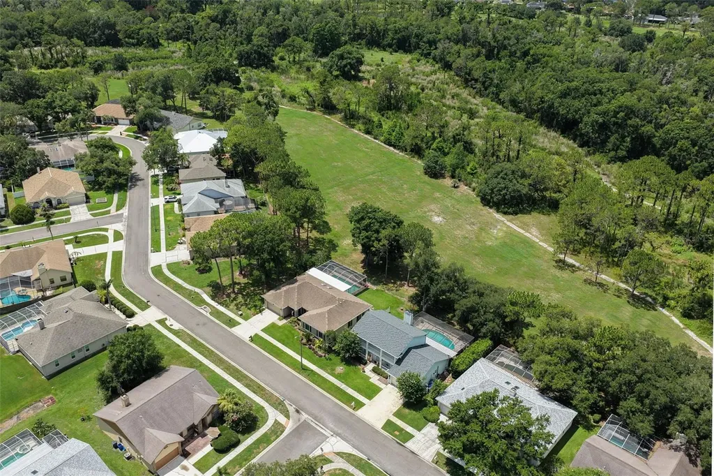 9527 Norchester Circle Tampa FL 33647