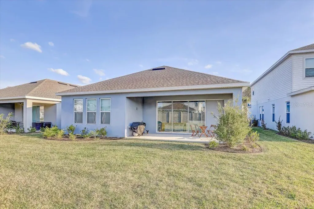 33886 Landsman Loop Wesley Chapel FL 33543