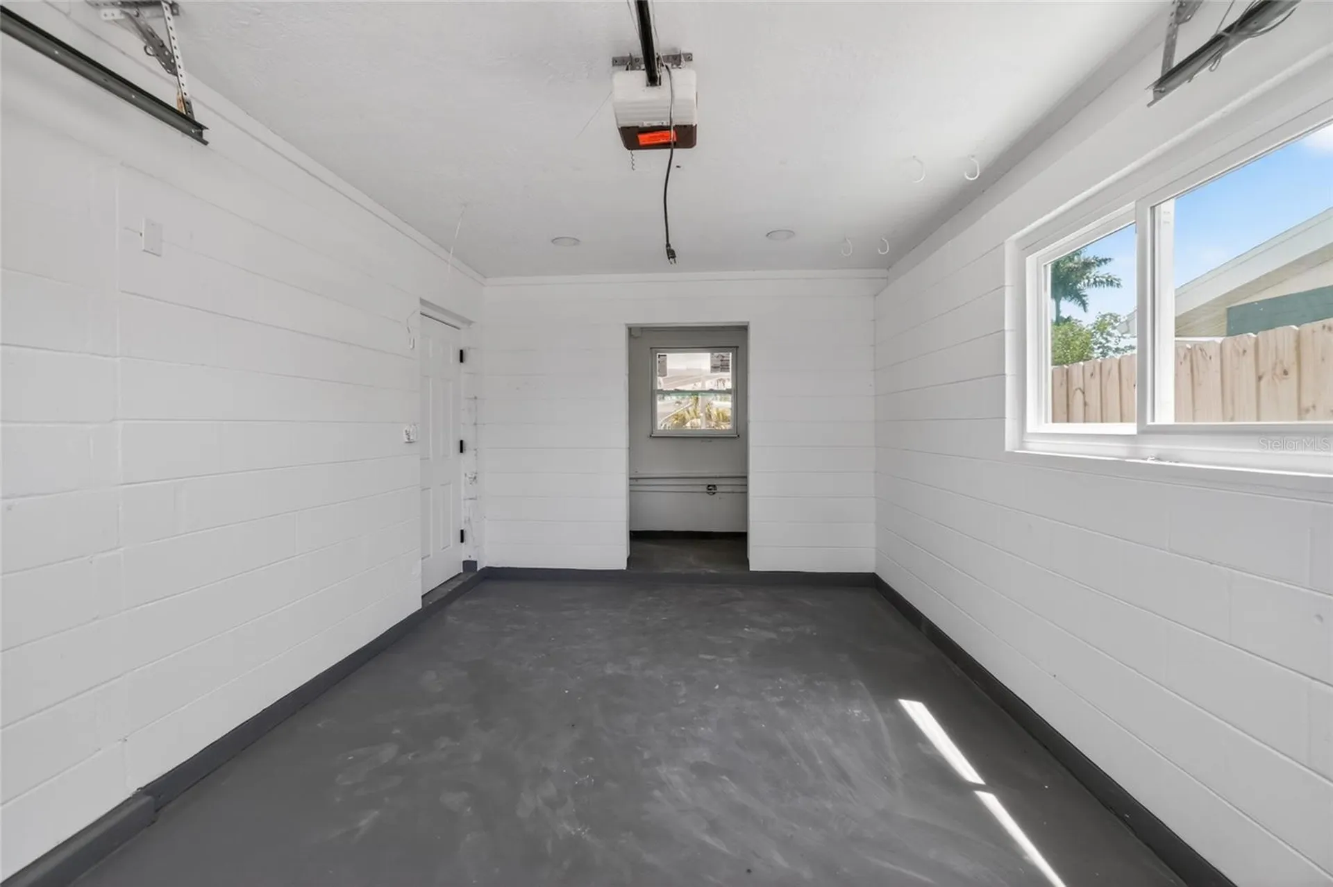 1524 Carson Circle NE St Petersburg FL 33703