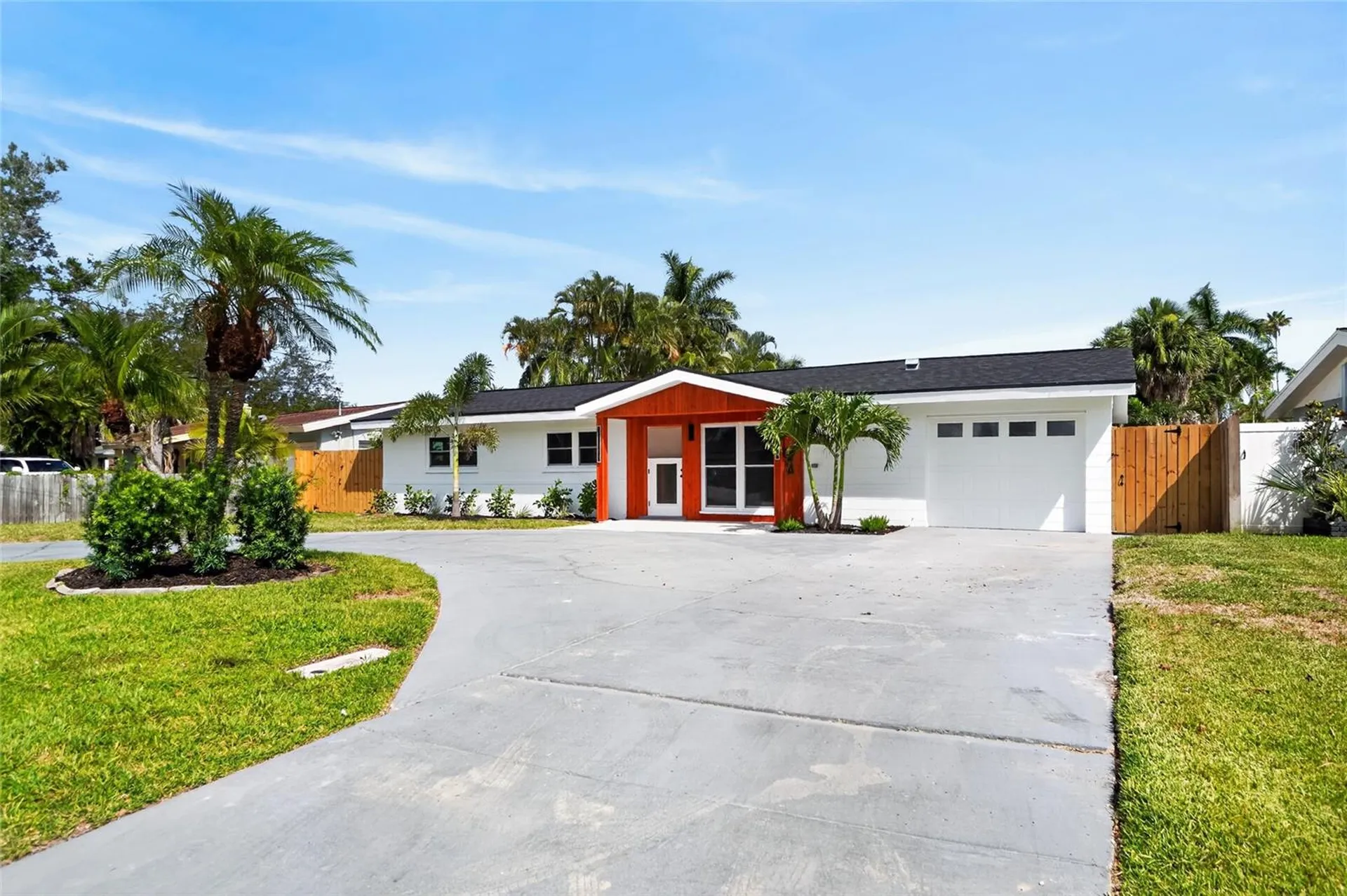 1524 Carson Circle NE St Petersburg FL 33703