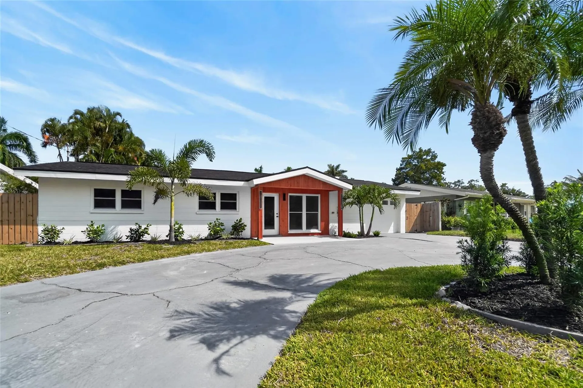 1524 Carson Circle NE St Petersburg FL 33703