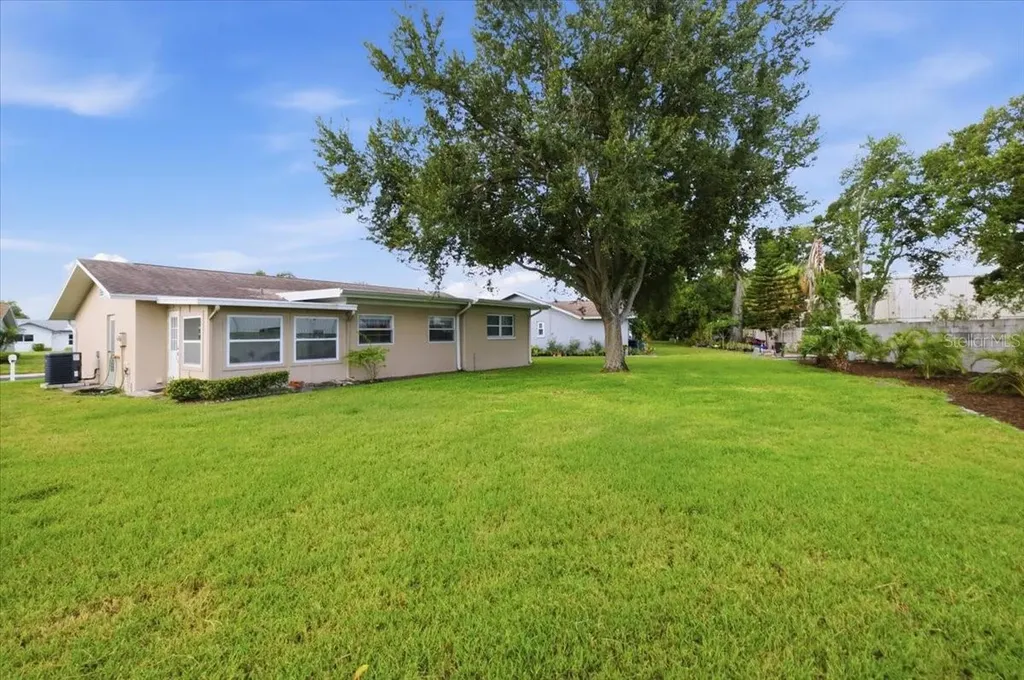 4362 Great Lakes Drive N Clearwater FL 33762