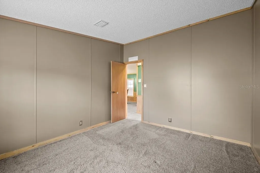 41 Scott Street Welaka FL 32193