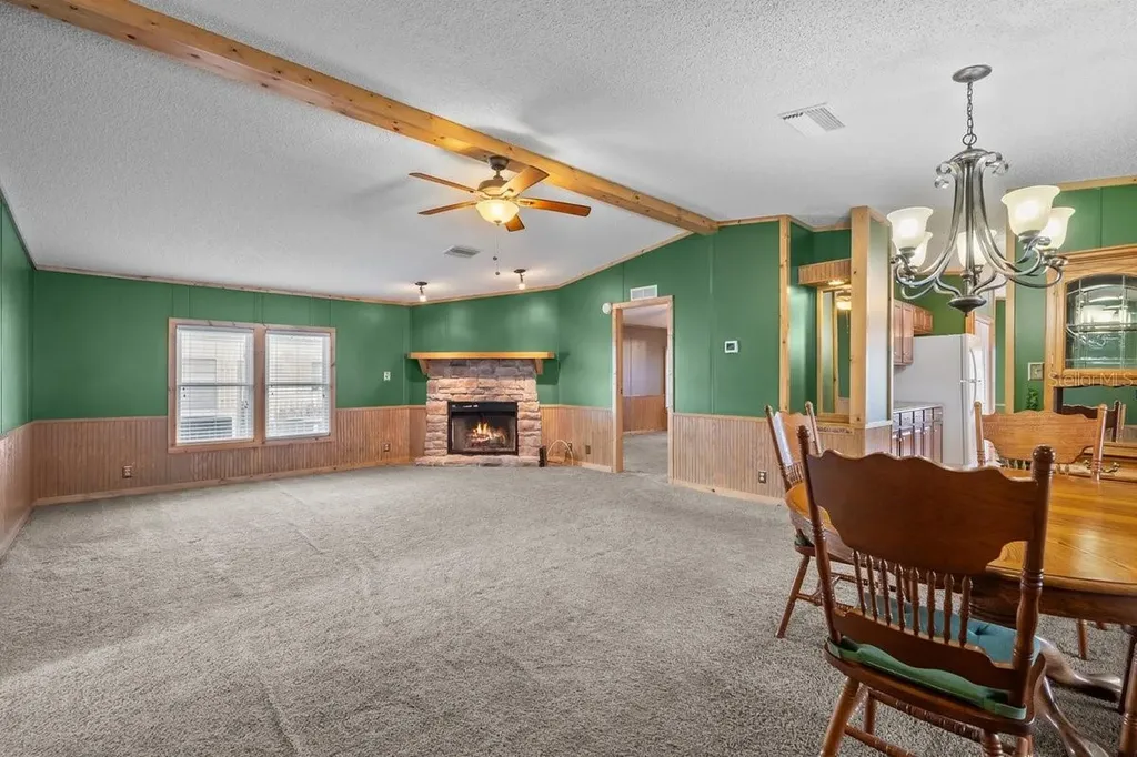 41 Scott Street Welaka FL 32193