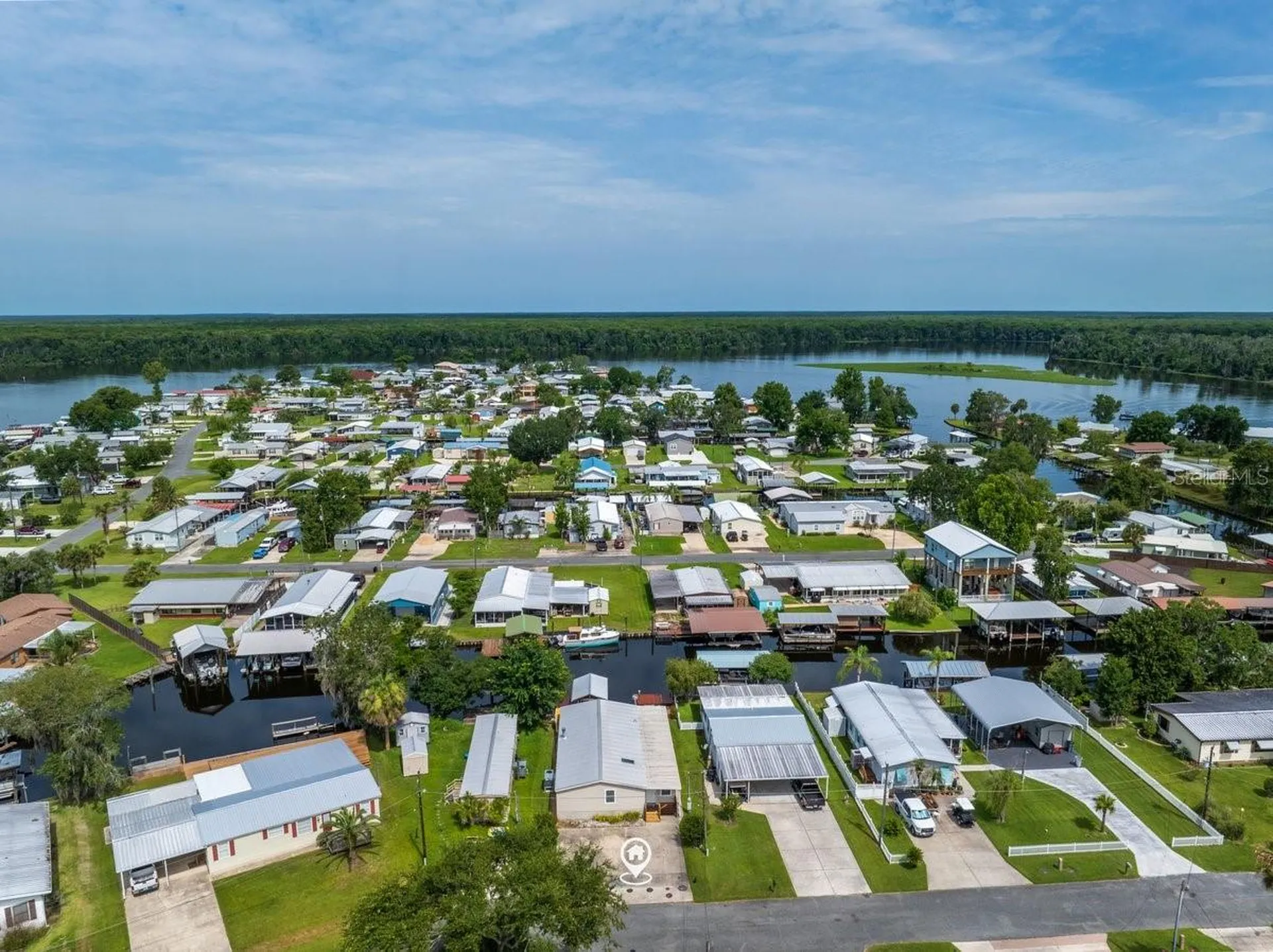 41 Scott Street Welaka FL 32193