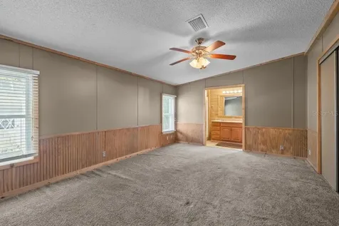 41 Scott Street Welaka FL 32193
