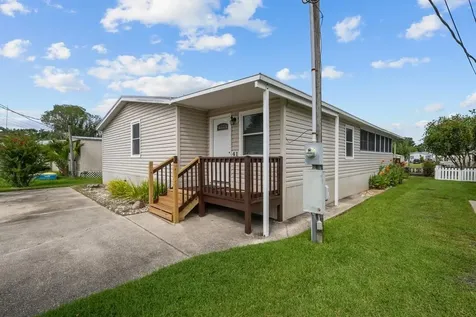 41 Scott Street Welaka FL 32193
