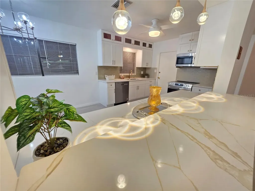 164 Pinewood Avenue Clearwater FL 33765