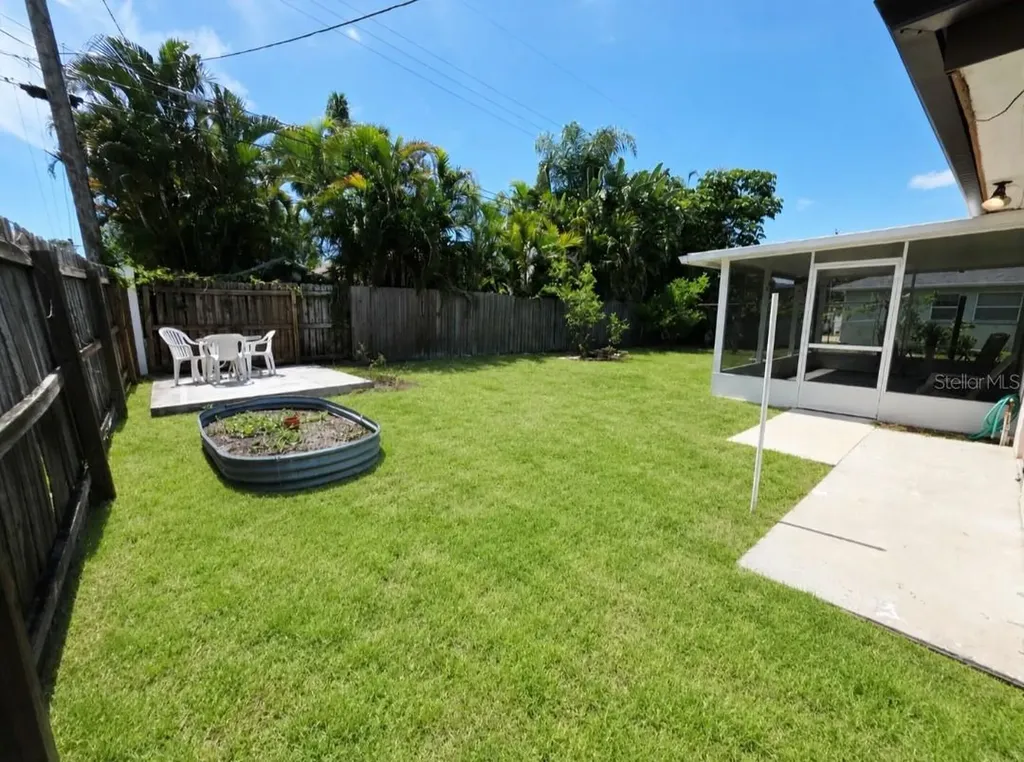 164 Pinewood Avenue Clearwater FL 33765