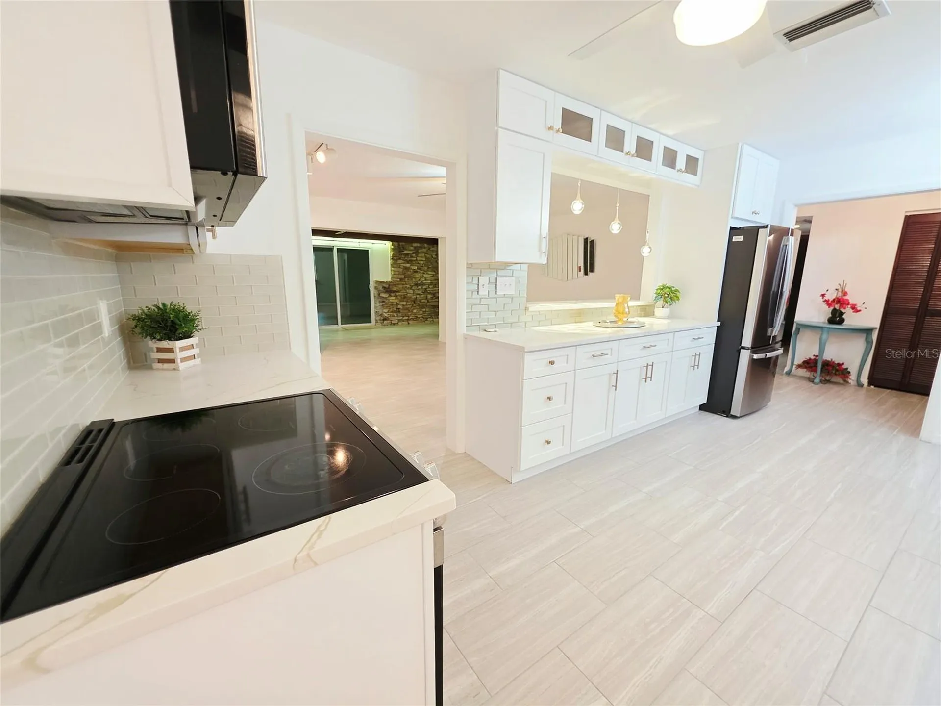 164 Pinewood Avenue Clearwater FL 33765