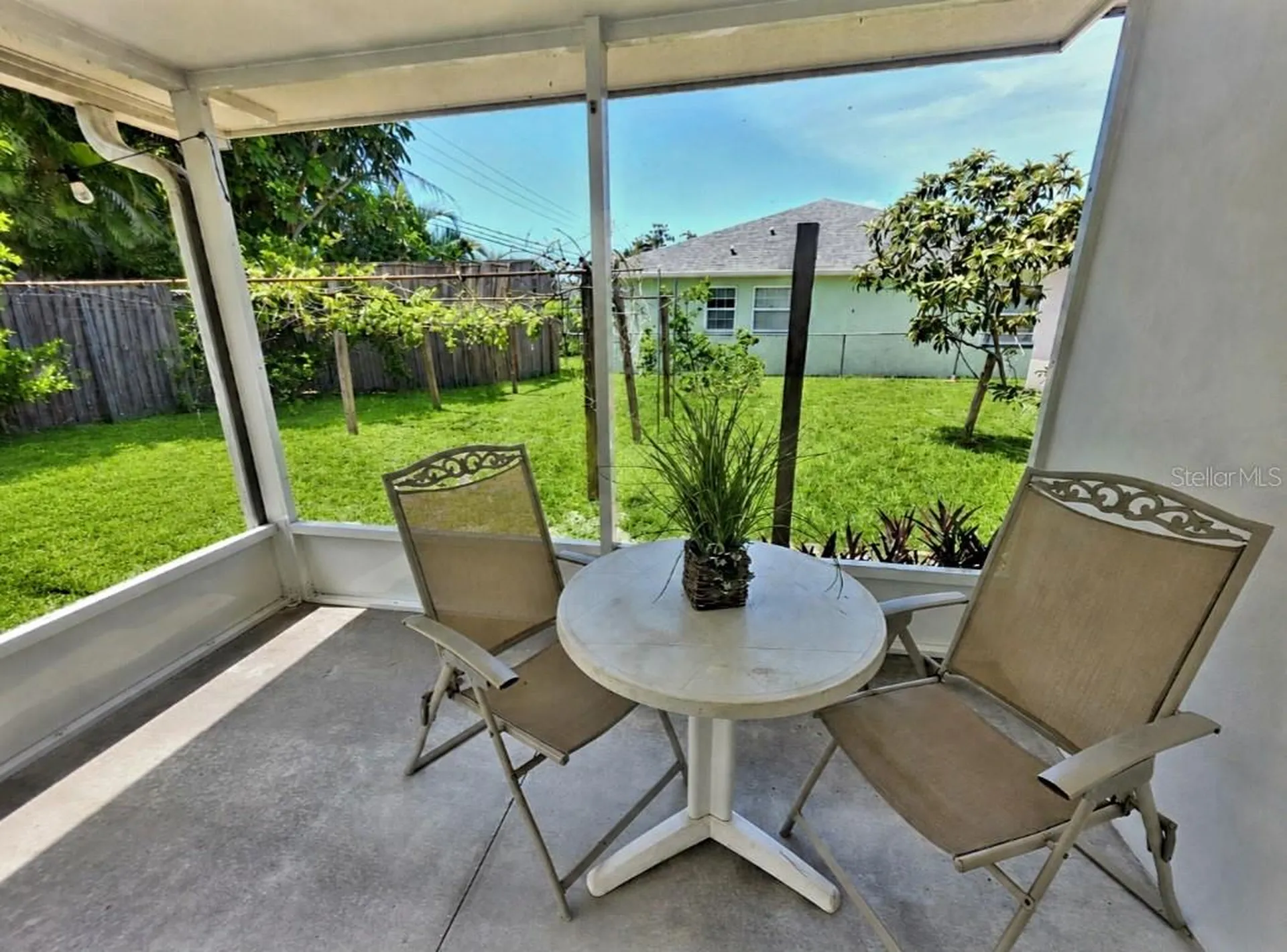 164 Pinewood Avenue Clearwater FL 33765