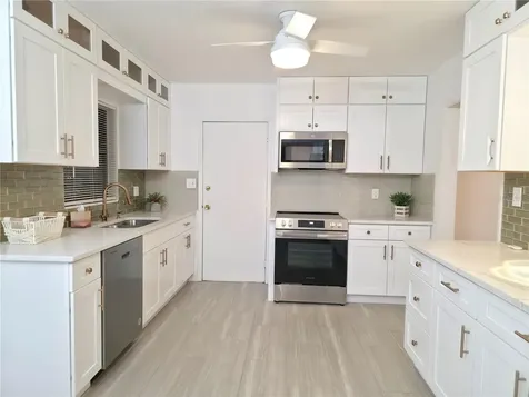 164 Pinewood Avenue Clearwater FL 33765