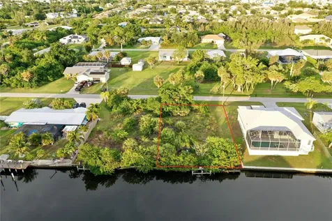3717 Wisteria Place Punta Gorda FL 33950