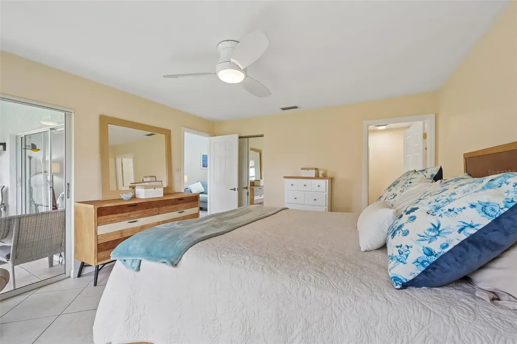 1041 Capri Isles Boulevard Venice FL 34292