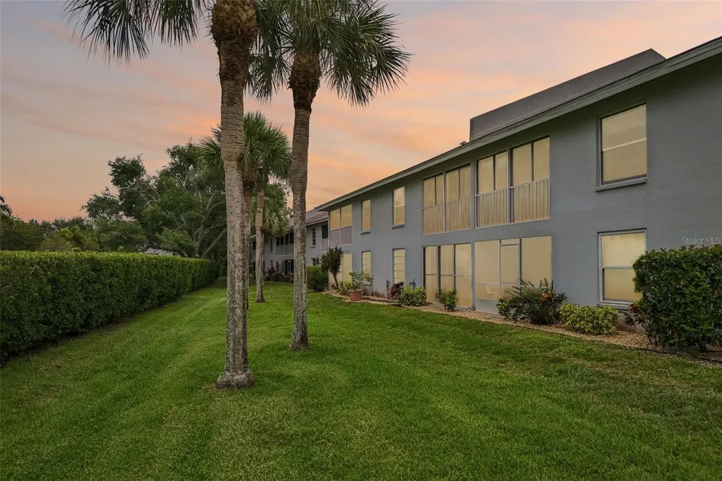 1041 Capri Isles Boulevard Venice FL 34292
