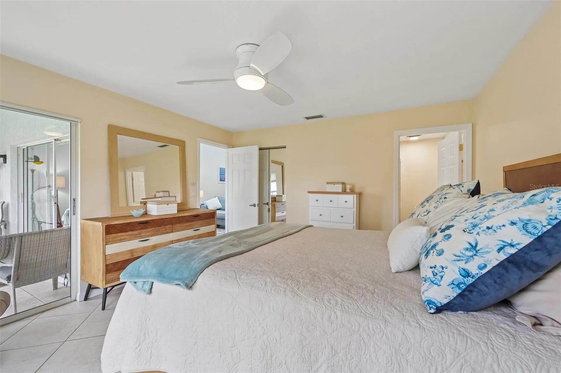 1041 Capri Isles Boulevard Venice FL 34292