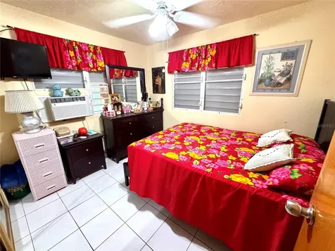 Naguabo PR 00718