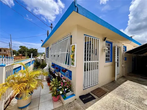 Naguabo PR 00718