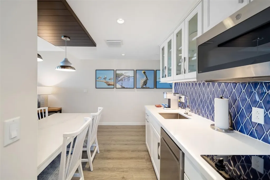 210 Sands Point Road Longboat Key FL 34228