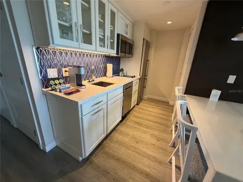 210 Sands Point Road Longboat Key FL 34228