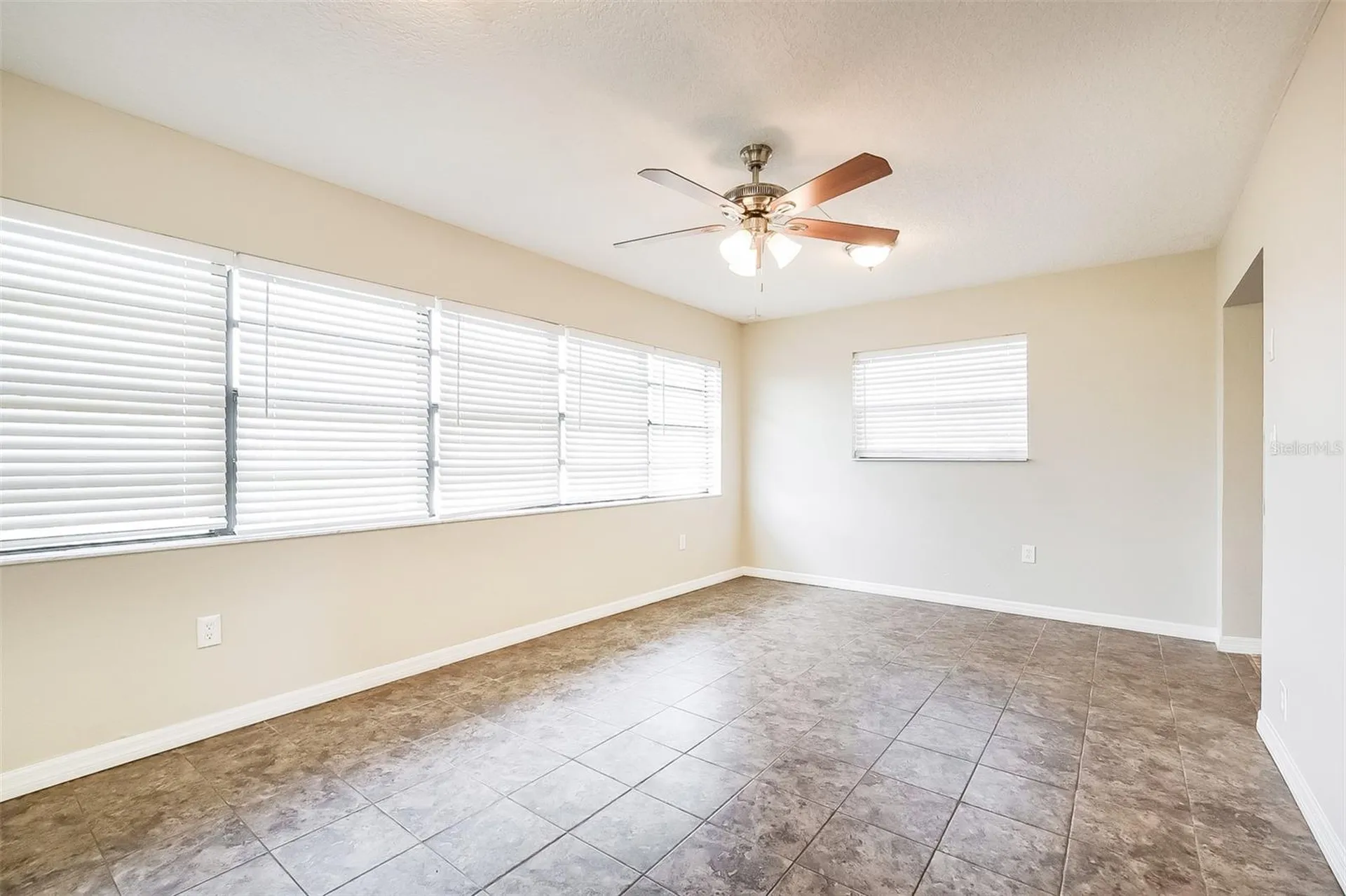 2072 Dumas Drive Deltona FL 32738