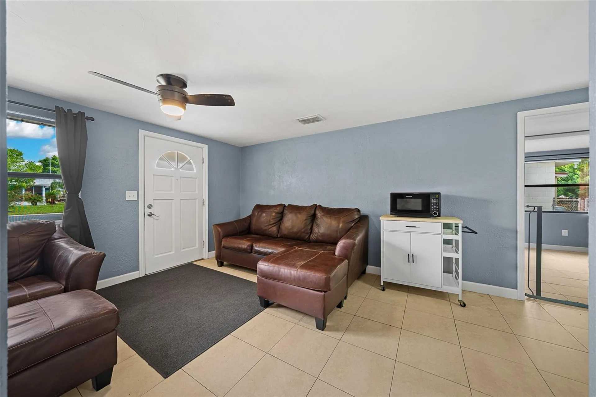 1300 Sherman Avenue Tavares FL 32778
