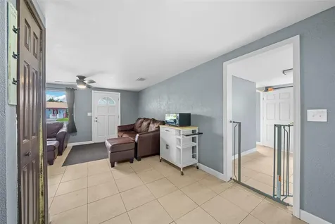 1300 Sherman Avenue Tavares FL 32778