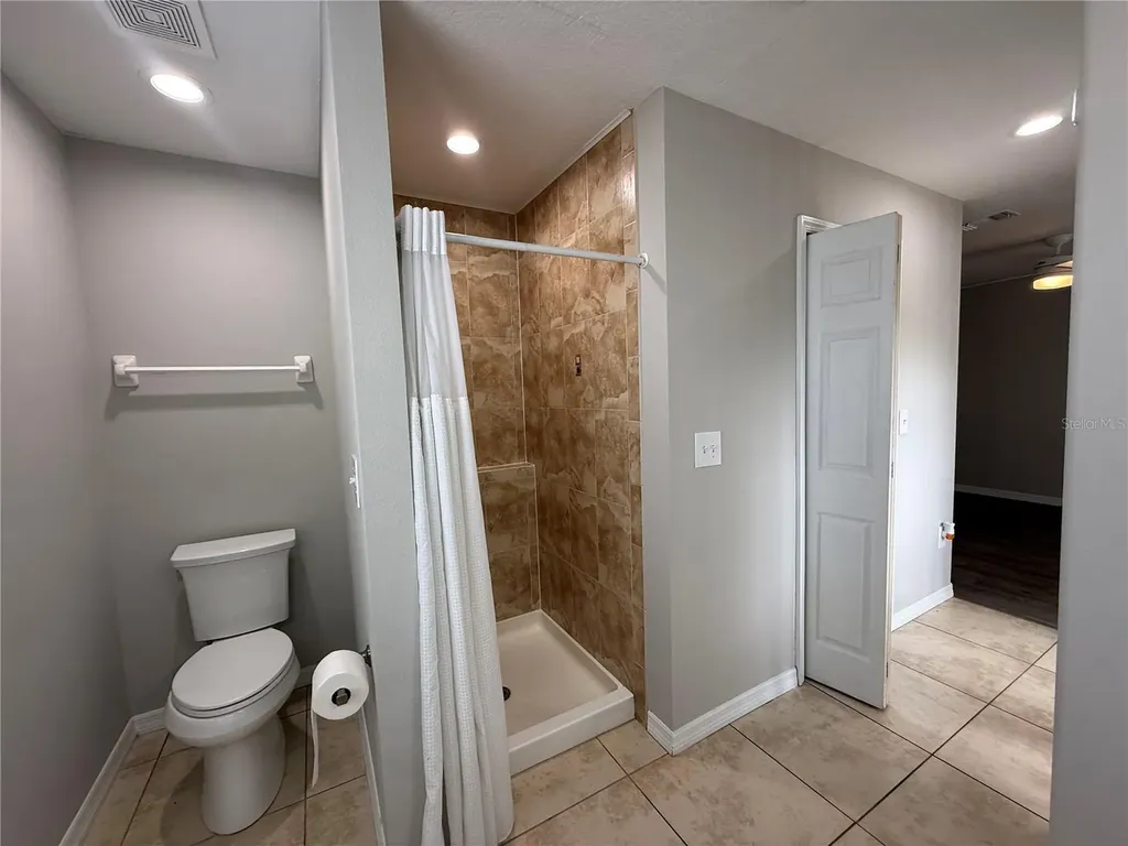 2907 W Chestnut Street Tampa FL 33607