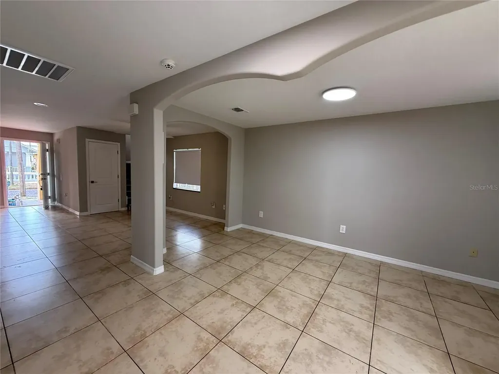 2907 W Chestnut Street Tampa FL 33607