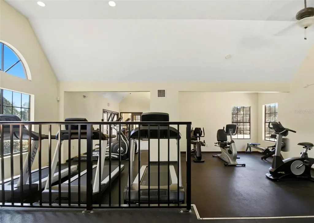 420 Forestway Circle Altamonte Springs FL 32701