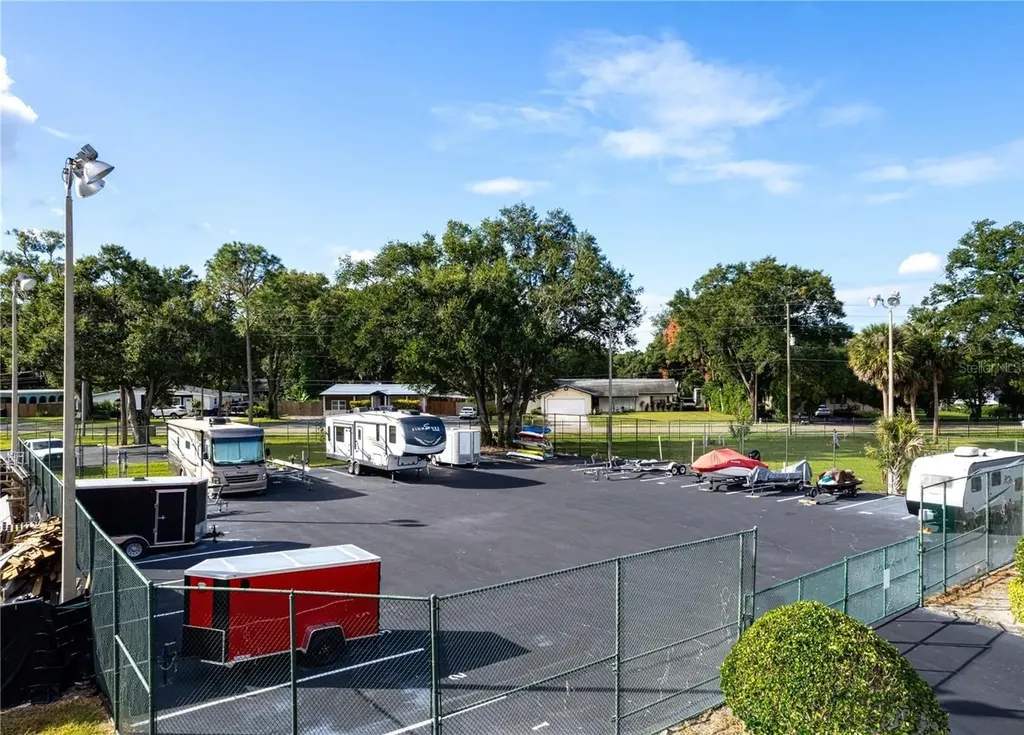 420 Forestway Circle Altamonte Springs FL 32701