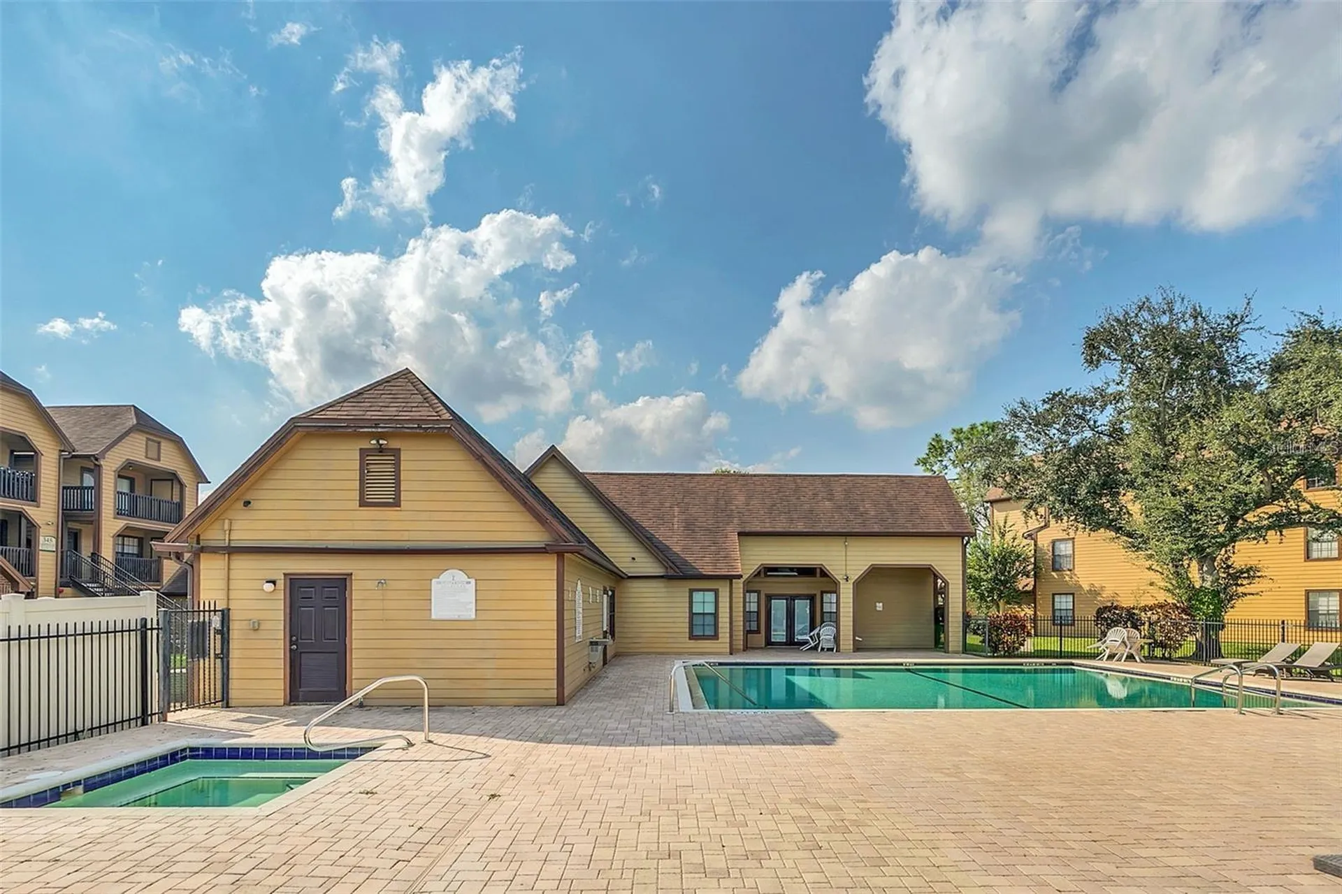420 Forestway Circle Altamonte Springs FL 32701