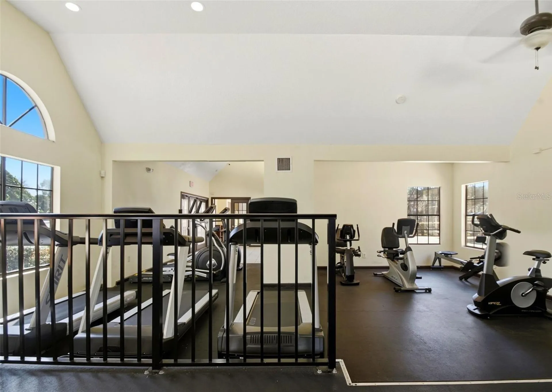 420 Forestway Circle Altamonte Springs FL 32701