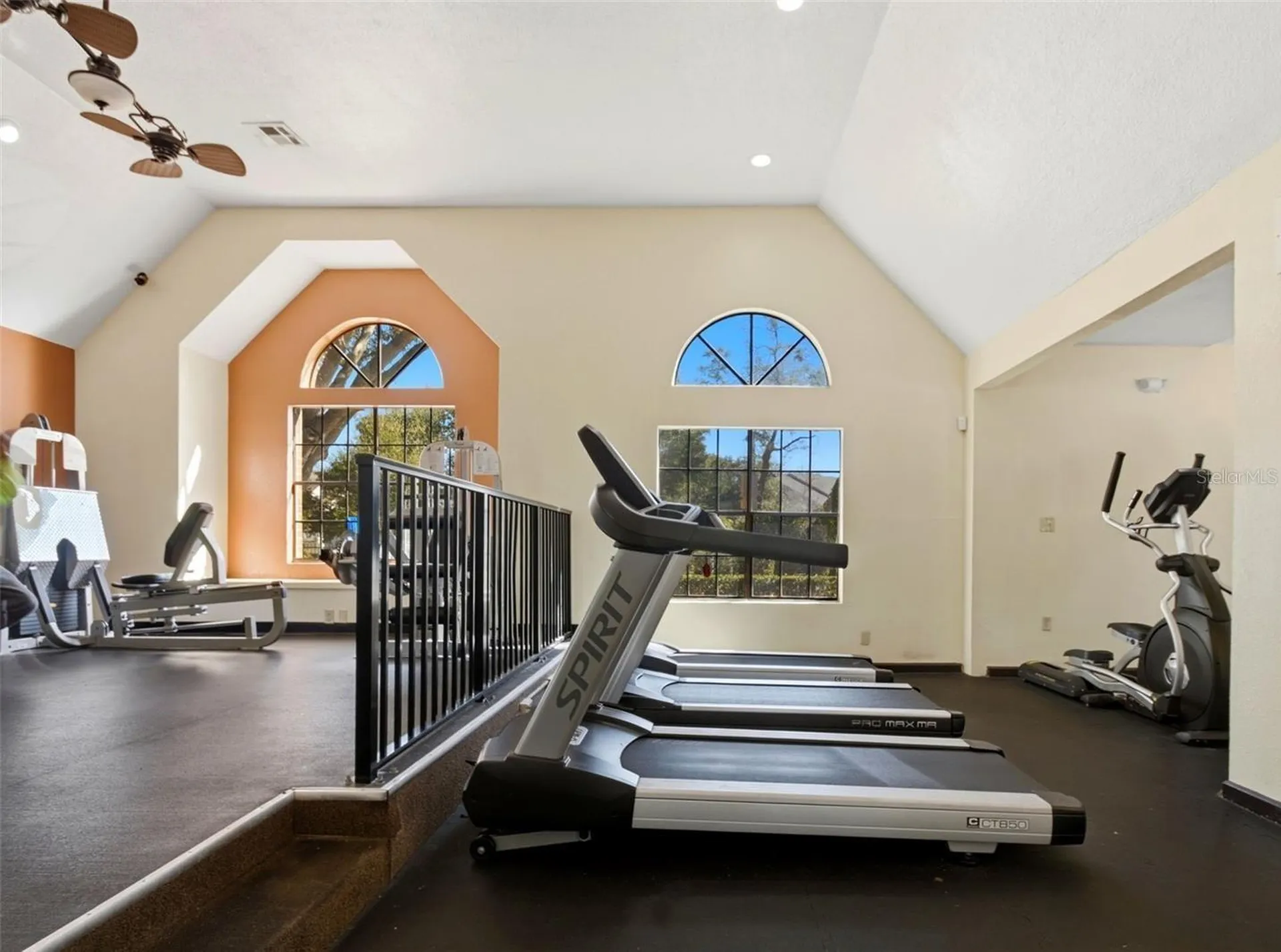 420 Forestway Circle Altamonte Springs FL 32701