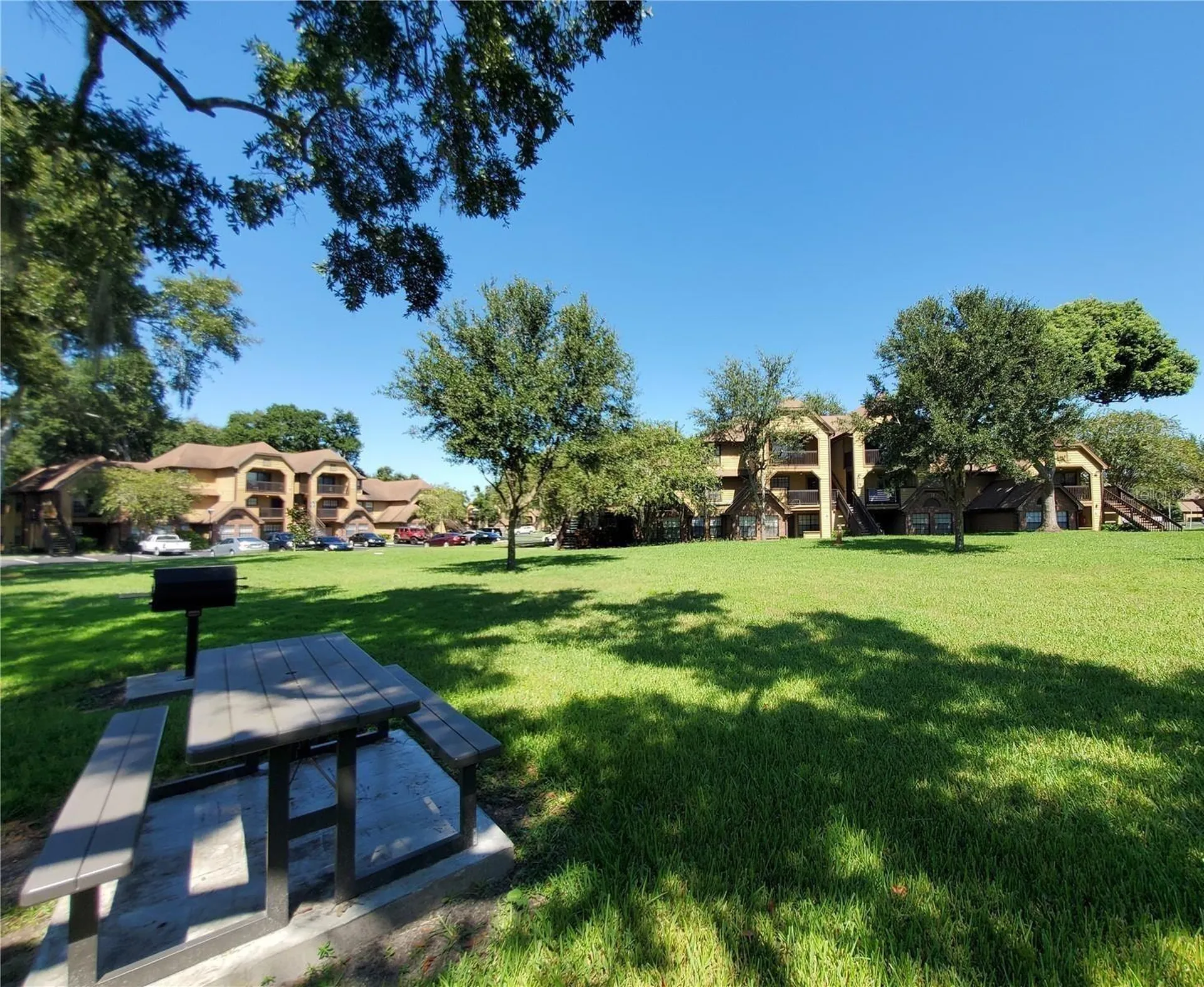 420 Forestway Circle Altamonte Springs FL 32701
