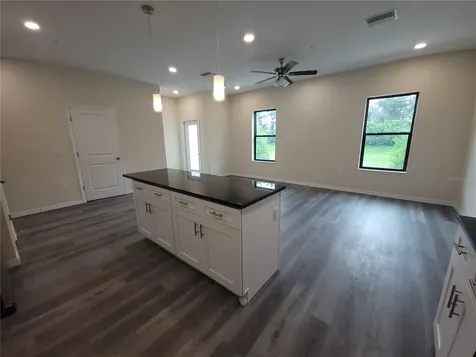4351 Cambio Gardens Court Tampa FL 33610