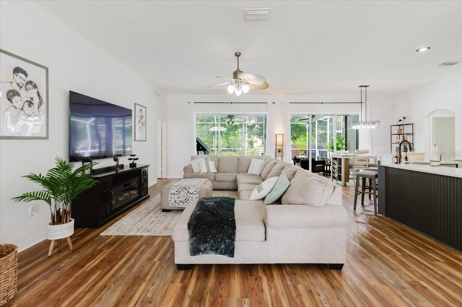 9601 Regents Park Drive Tampa FL 33647