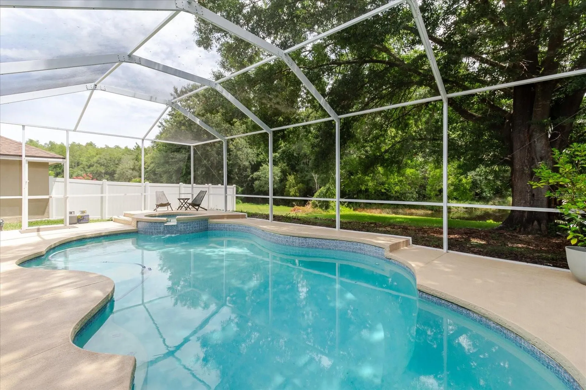 9601 Regents Park Drive Tampa FL 33647