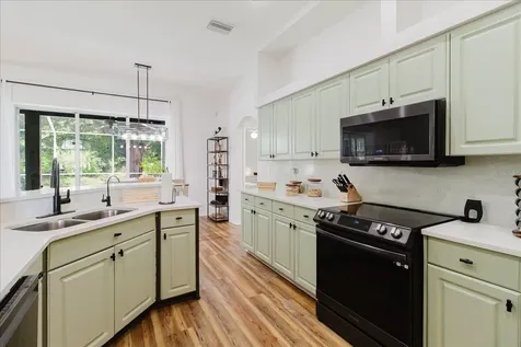 9601 Regents Park Drive Tampa FL 33647