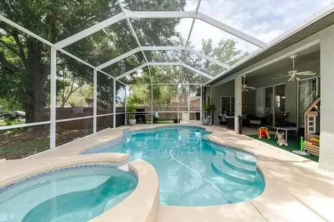 9601 Regents Park Drive Tampa FL 33647