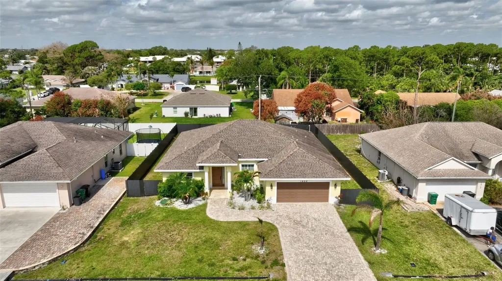 1922 SE Camilo Street Port St Lucie FL 34952