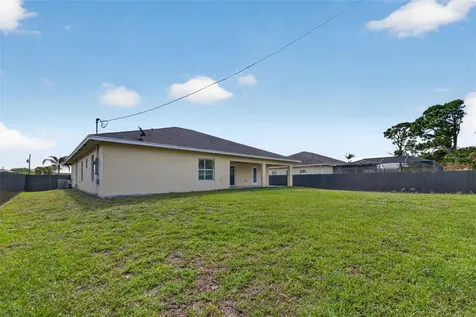 1922 SE Camilo Street Port St Lucie FL 34952