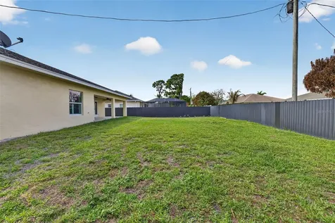 1922 SE Camilo Street Port St Lucie FL 34952