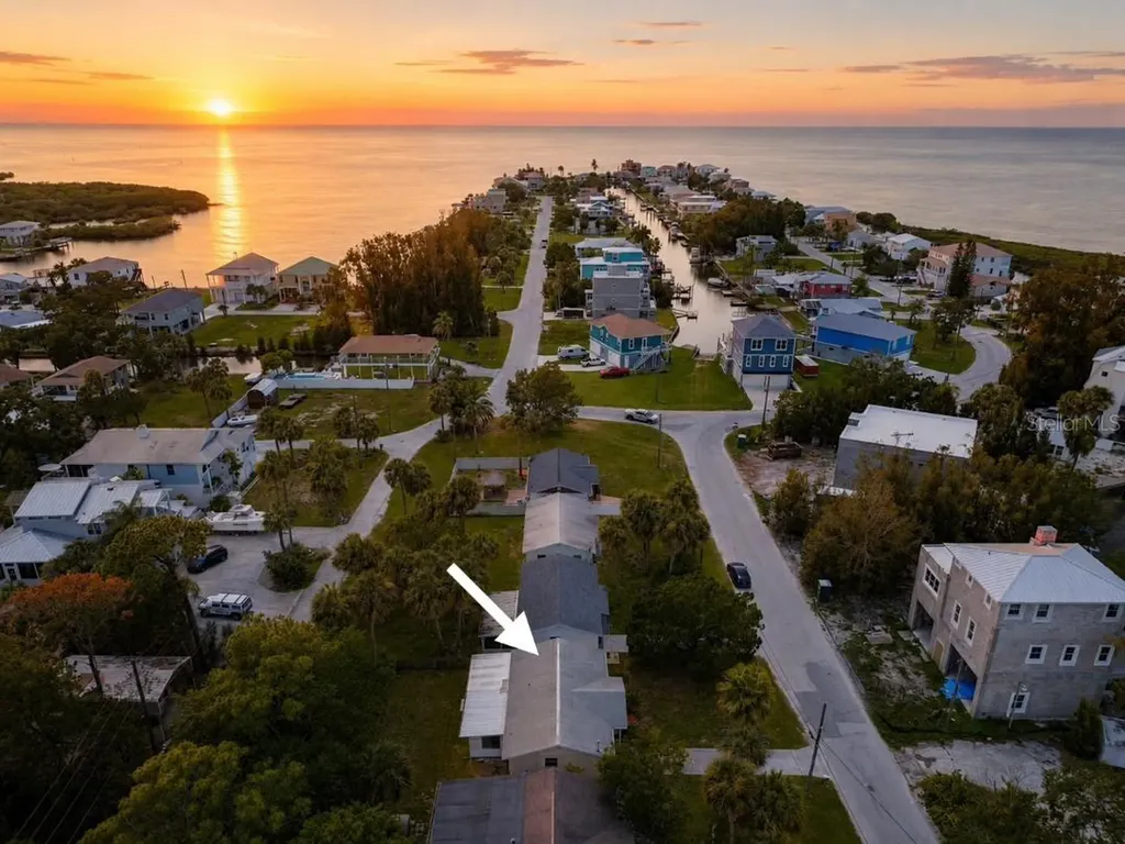 6826 Driftwood Drive Hudson FL 34667